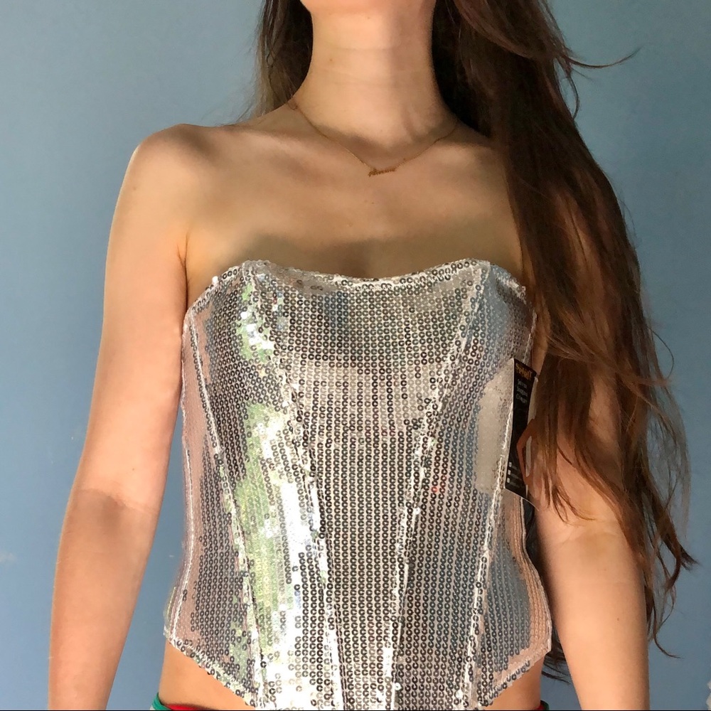 SOLD ON 🖤❤️ NWT Silver Sequin Bustier Corset - Picture 2 of 11